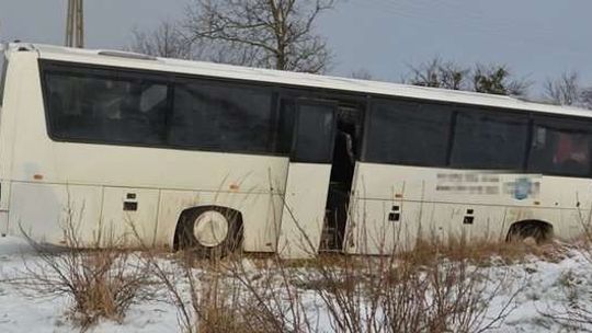 Majdan Górny: Zderzenie autokaru i samochodu