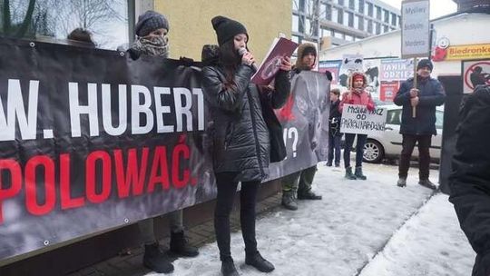 Protest pod Polskim Związkiem Łowieckim