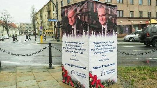 Polityczne życzenia na billboardach