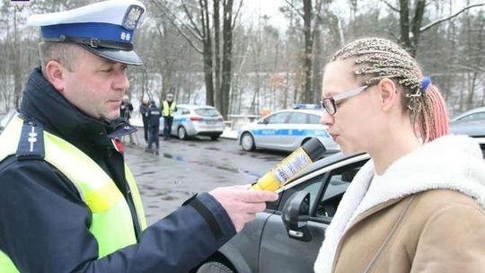 Kochasz? Jedź ostrożnie. Akcja policji Kochasz? Jedź ostrożnie. Akcja policji
