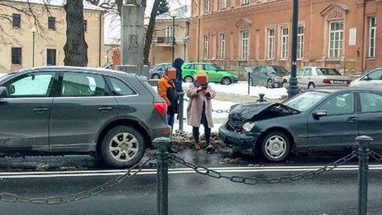 Kolizja na ul. Narutowicza 