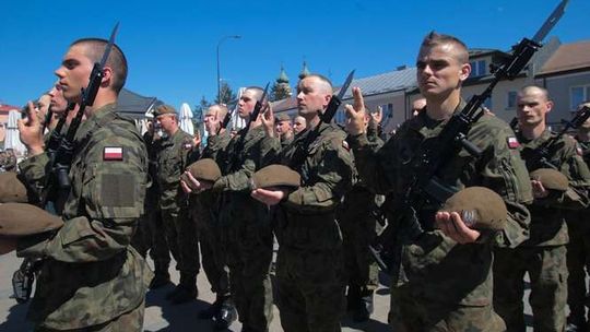 Przysięga ochotników WOT w Biłgoraju