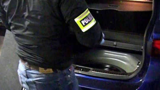 Tak wchodzi do domów przestępców CBŚP Tak wchodzi do domów przestępców CBŚP