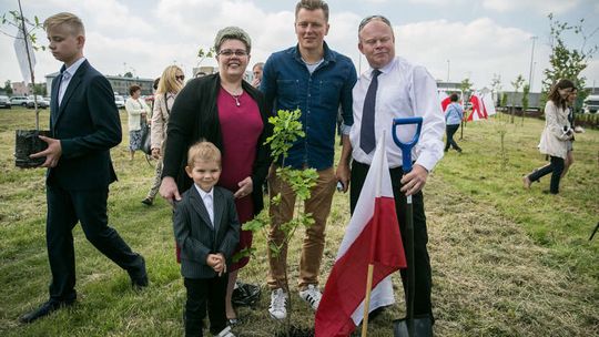 Dębowa Aleja w Zamościu na 100. rocznicę odzyskania niepodległości