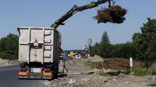 Prace przy przebudowie drogi W835