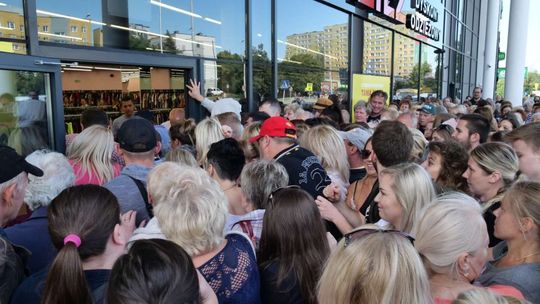 Lublin: otwarcie sklepu z tanią odzieżą Lublin: otwarcie sklepu z tanią odzieżą