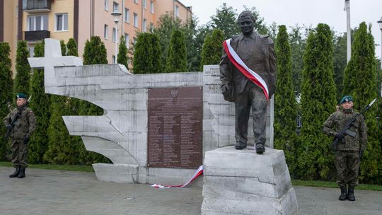 Pomnik smoleński w Kraśniku