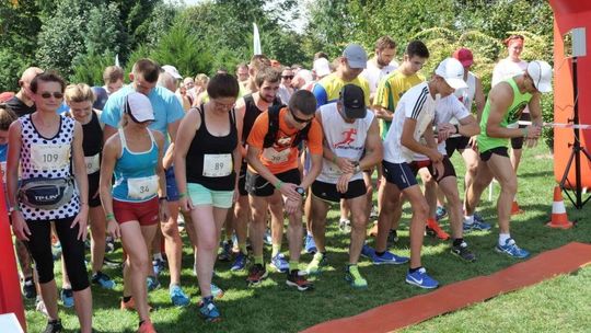 Bieg Botaniczna Piątka na terenie Ogrodu Botanicznego UMCS w Lublinie Bieg Botaniczna Piątka na terenie Ogrodu Botanicznego UMCS w Lublinie