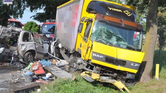 Wypadek w Kowalinie: Trzy osoby w szpitalu