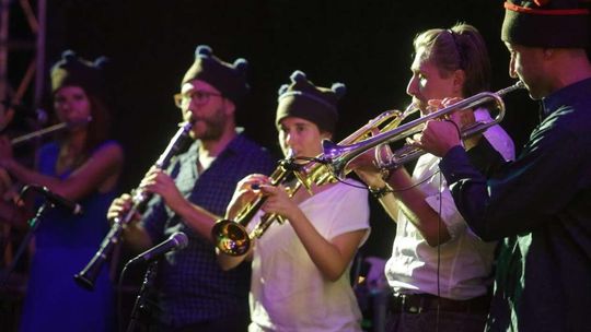 Jarmarkowa potańcówka