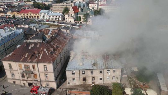 Pożar kamienicy przy ul. Rybnej w Lublinie