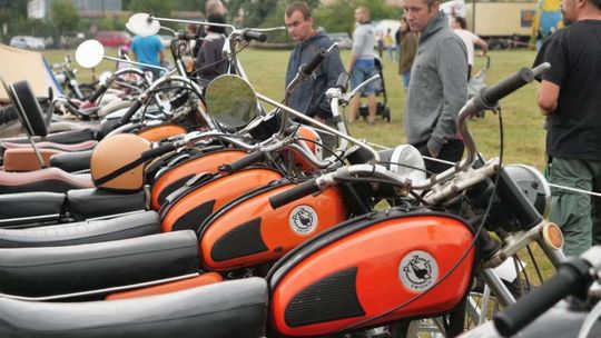 XI Zlot Motocykli WSK i innych oraz koncert Acid Drinkers