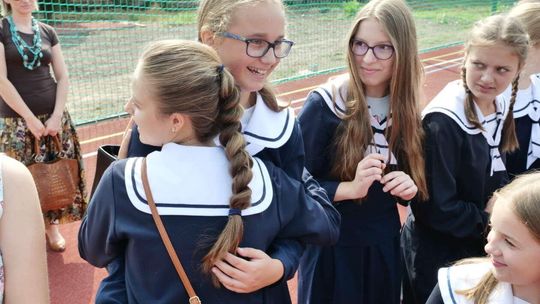 Rozpoczęcie roku szkolnego w Szkole Podstawowej Sióstr Urszulanek UR