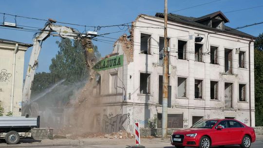 Wyburzanie kamienic koło Gali w Lublinie
