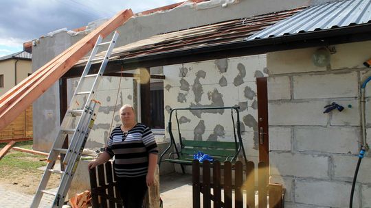 Poniedziałkowa nawałnica zniszczyła im dach