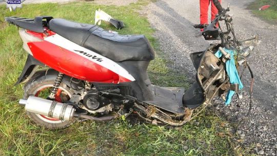 Gm. Milejów: Wjechał skuterem pod pociąg i zginął
