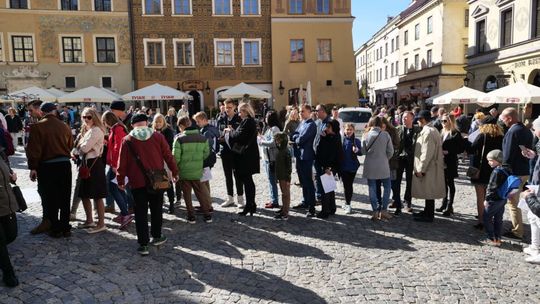 Casting do serialu pt Wojenne dziewczyny