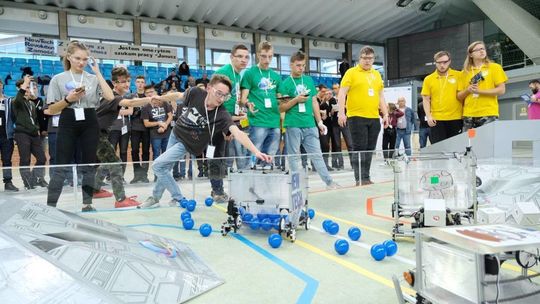 Hala MOSiR: Gala robotyki - walki robotów
