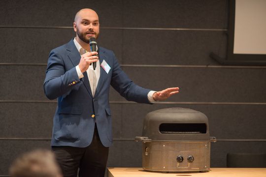 Bartosz Wawrzyszak, SPINO, prezentacja biznesowa podczas NLAB Demo Day