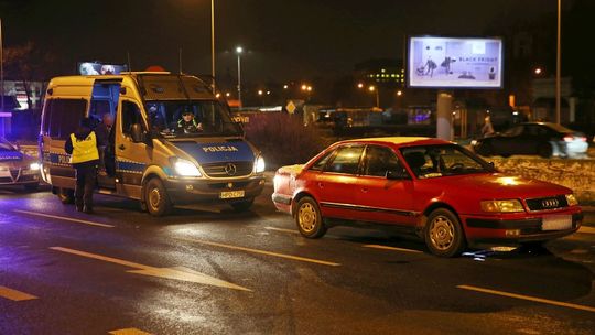 Lublin: Pijany kierowca spowodował stłuczkę i uciekł