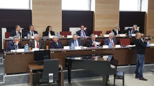 Pierwsza sesja Rady Miasta Świdnik Pierwsza sesja Rady Miasta Świdnik