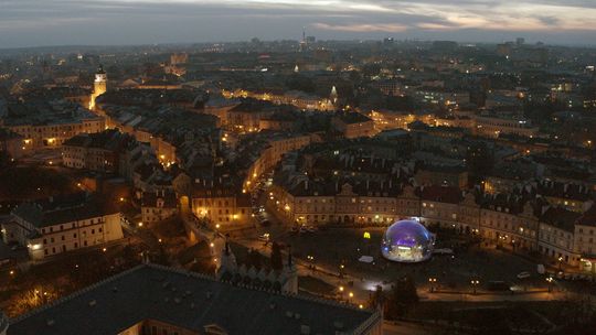 Kula śnieżna na placu Zamkowym w Lublinie