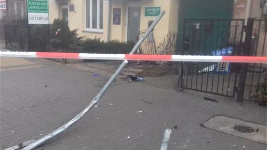 Lubartów: 22-latek wjechał w kancelarię adwokacką