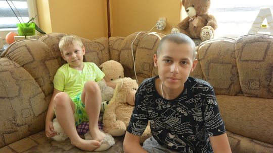 Adrian nie jest sam: pomagają nie tylko od święta 