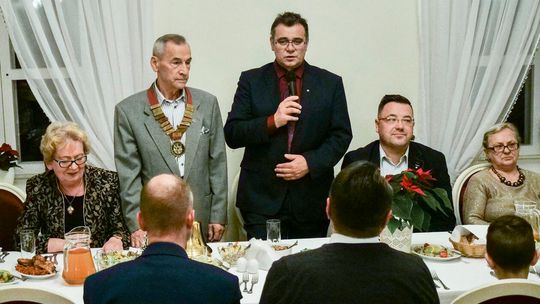 Spotkanie wigilijne dla osób samotnych i ubogich w Lawendowym Dworku