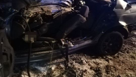 Tuligłowy. W wypadku zginął 22-letni kierowca