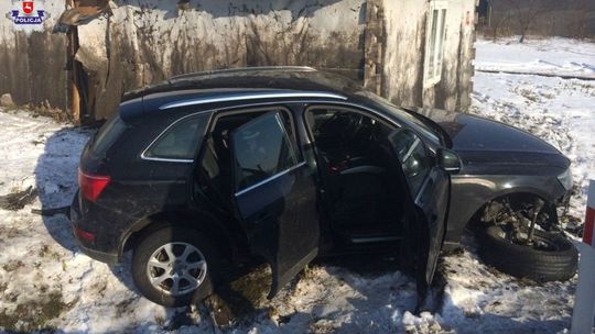 Rokitno: Mężczyzna wjechał w budynek