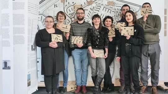 Osiedle, mieszkanie, dom. MOM 