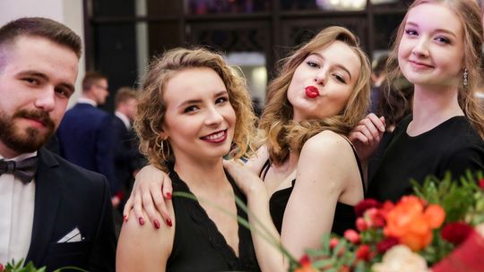 Studniówki 2019. Bal maturzystów Zespołu Szkół Elektronicznych Studniówki 2019. Bal maturzystów Zespołu Szkół Elektronicznych