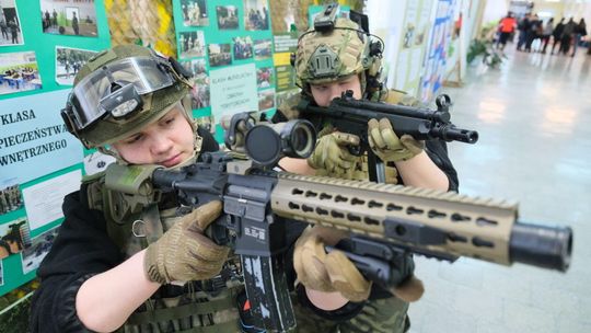 Dzień otwarty w XXVII LO Dzień otwarty w XXVII LO