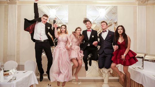 Studniówki 2019. Bal maturzystów XVIII LO [zdjęcia]