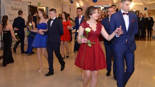 Studniówka ZS nr 2 w Puławach Studniówka ZS nr 2 w Puławach