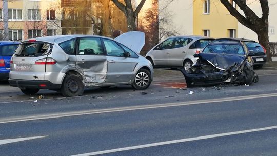 Puławy: Zderzenie samochodów na ul. Piaskowej