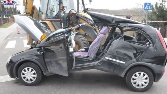 Wypadek w Bystrzycy. Wjechała w linę holowniczą