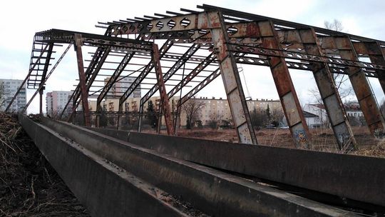 Rozbiórka szkieletora na Czubach