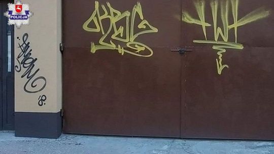 Wandal z Międzyrzeca Podlaskiego niszczył ściany farbą Wandal z Międzyrzeca Podlaskiego niszczył ściany farbą