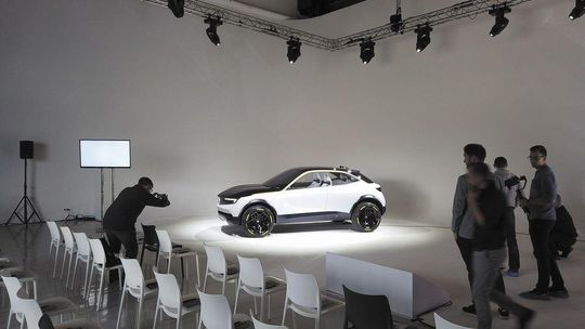 Opel GTX Experimental