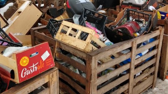 Prywatne wysypisko pod oknami sąsiadów