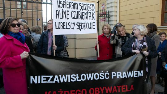Pikieta sędziów w Lublinie
