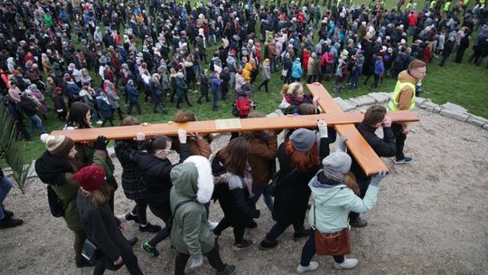 Droga Krzyżowa na Majdanku Droga Krzyżowa na Majdanku