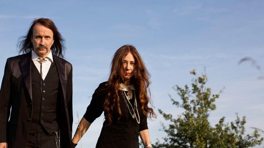 Alexander Hacke & Danielle de Picciotto