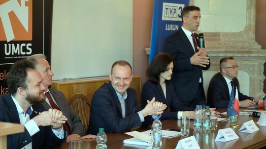 Wydział Politologii UMCS: debata kandydatów na posłów do europarlamentu