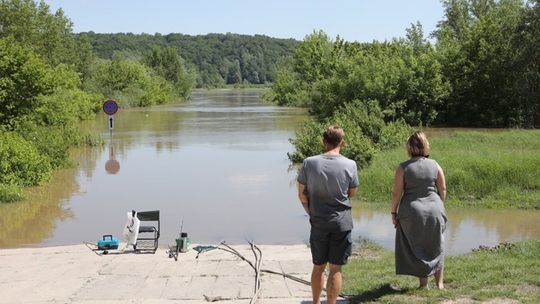 Przeprawa Janowiec - Kazimierz Dolny. Prom nie pływa Przeprawa Janowiec - Kazimierz Dolny. Prom nie pływa