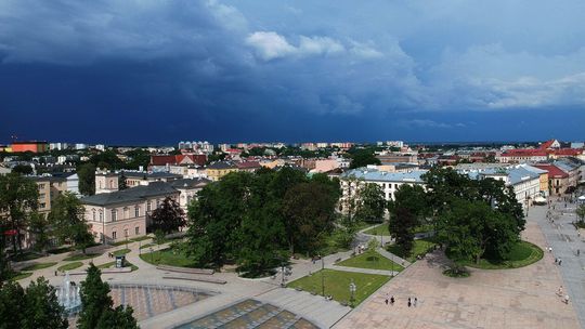 Burzowa chmura nad Lublinem