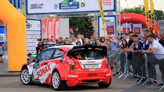 Trwa Rajd Nadwiślański, ceremonia przy Ratuszu