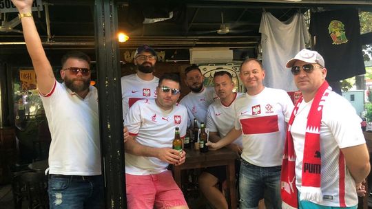 Lubelscy kibice reprezentacji Polski przed meczem w Skopje